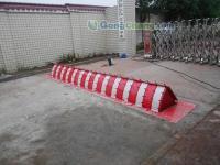 現(xiàn)貨供應停車廠車輛出入/防撞道路道攔截設備攔/擋阻車器_安全防護_世界工廠網(wǎng)中國產(chǎn)品信息庫